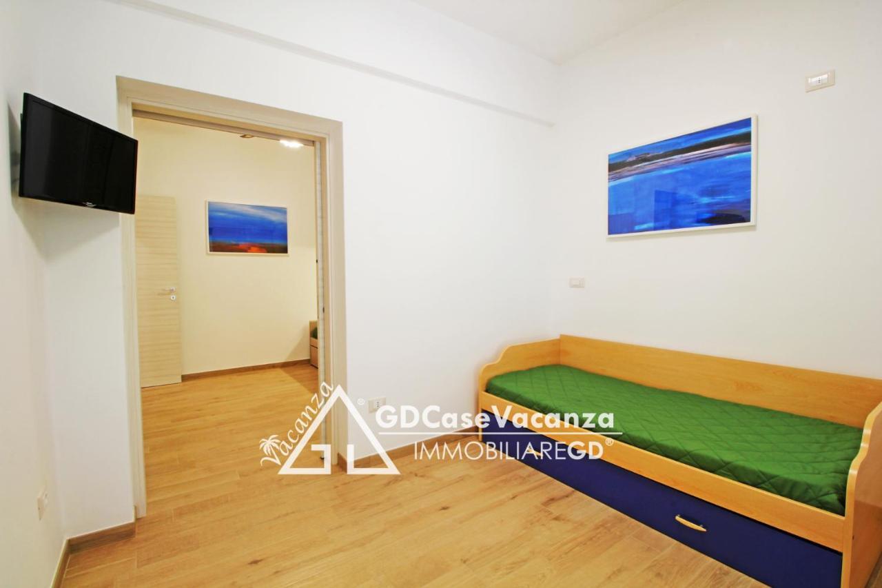 Gd Case Vacanza -Moderno Con Ampia Veranda- Torre dell'Orso Exterior photo