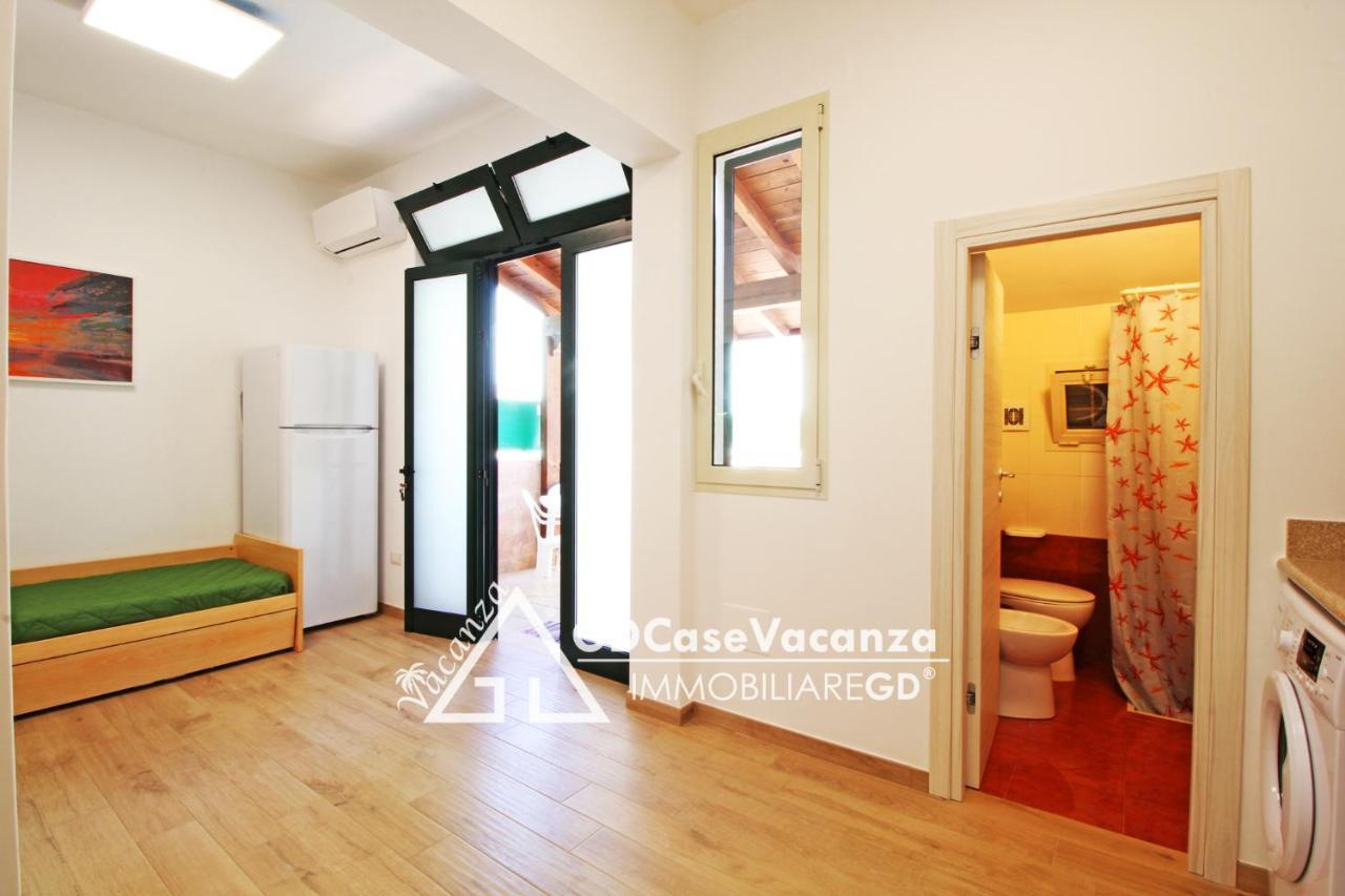 Gd Case Vacanza -Moderno Con Ampia Veranda- Torre dell'Orso Exterior photo