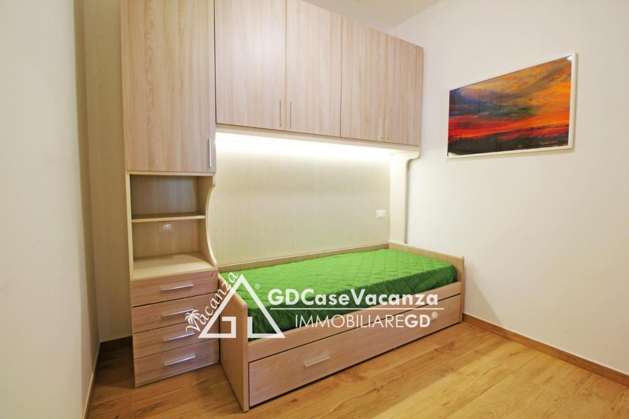 Gd Case Vacanza -Moderno Con Ampia Veranda- Torre dell'Orso Exterior photo